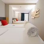 예 호스텔 *