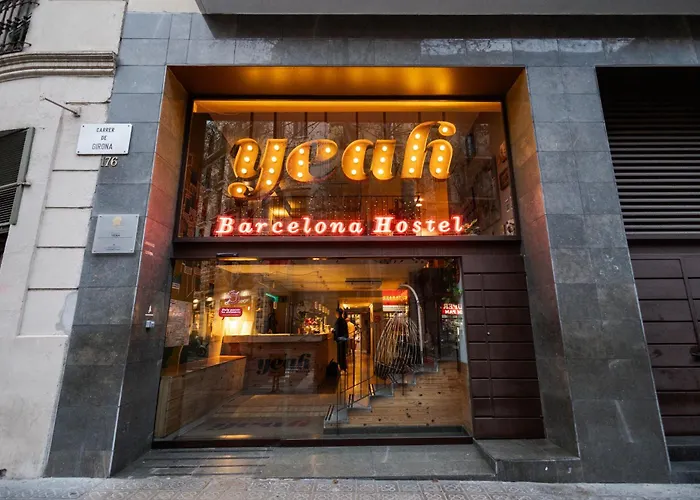 ホステル イェアー *