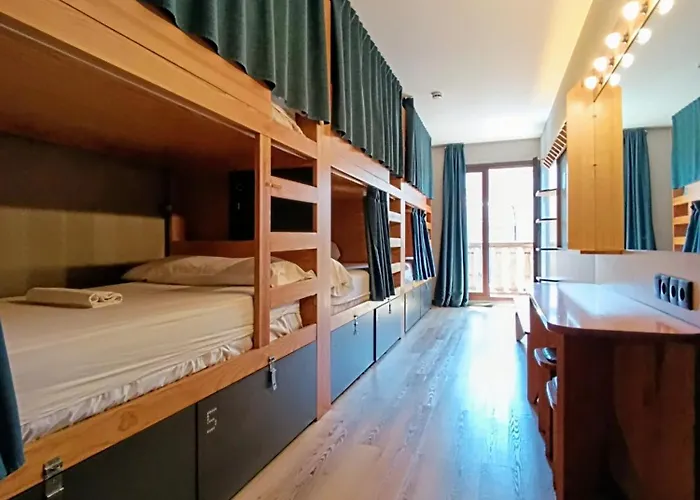 ホステル イェアー