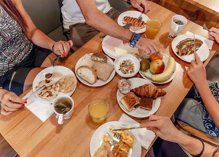 イェアー ホステル *