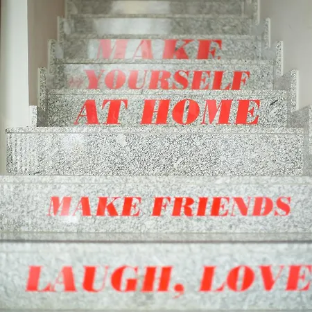 Yeah *