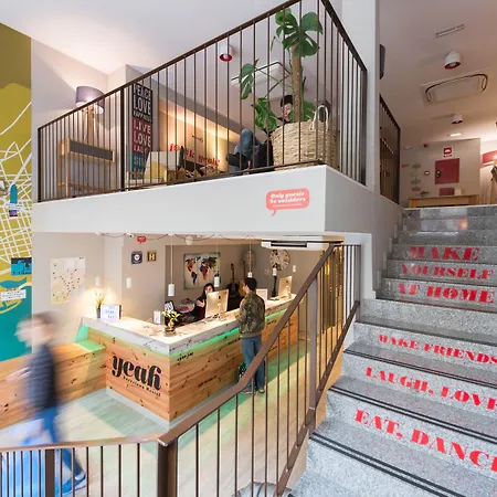 Auberge de jeunesse Yeah *